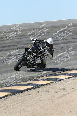 media/Oct-13-2025-Moto Forza (Mon) [[a66d839500]]/4-C Group/Session 2 (Bowl)/